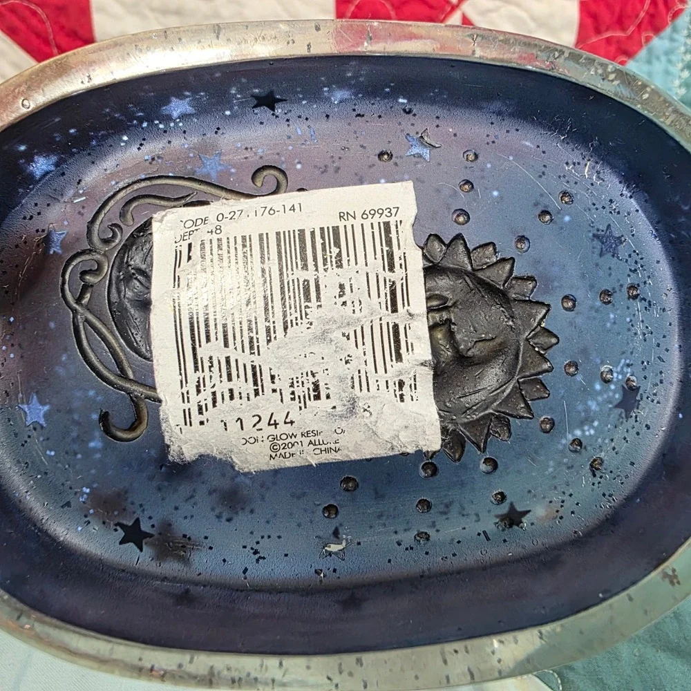 Vtg 2001 Allure Celestial Sun Moon‎ Stars Resin Soap Dish Glows in Black Light
